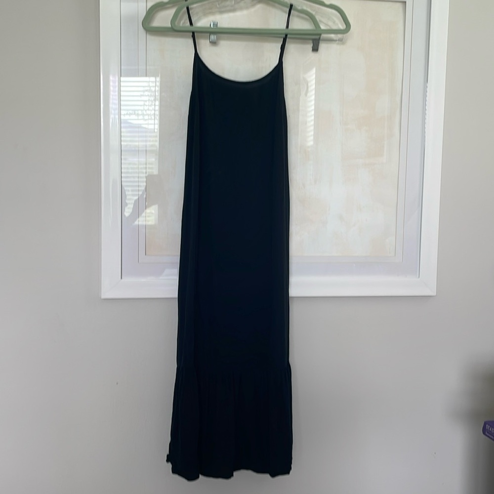 Black midi dress -size M